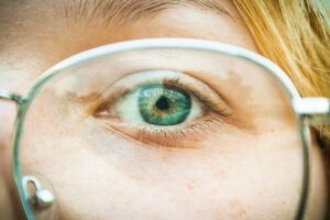 Read more about the article Specific Lens Guide: Choosing the Best Glass in Australia